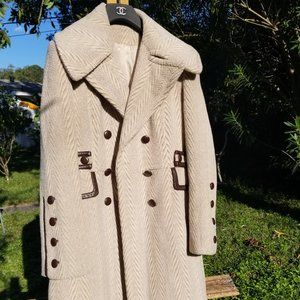 SOLD new Winter/fall Coat size L wool/leather